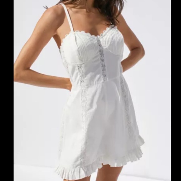 NWOT UO juliette lace inset romper size medium - Picture 1 of 11